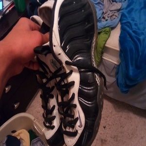 Nike foamposite size 10